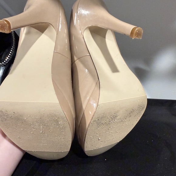 Heels - Picture 2 of 2